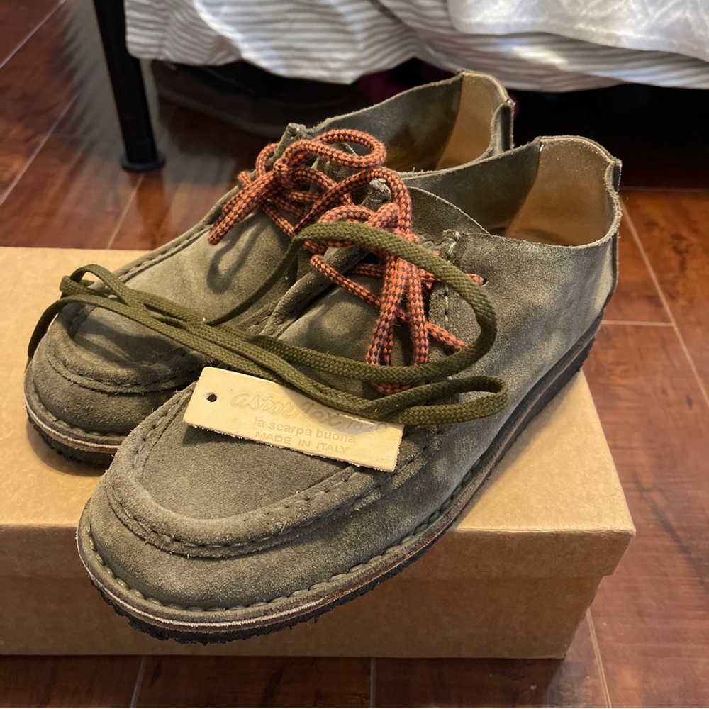 Astorflex Made in Italy Desert Boots size 9